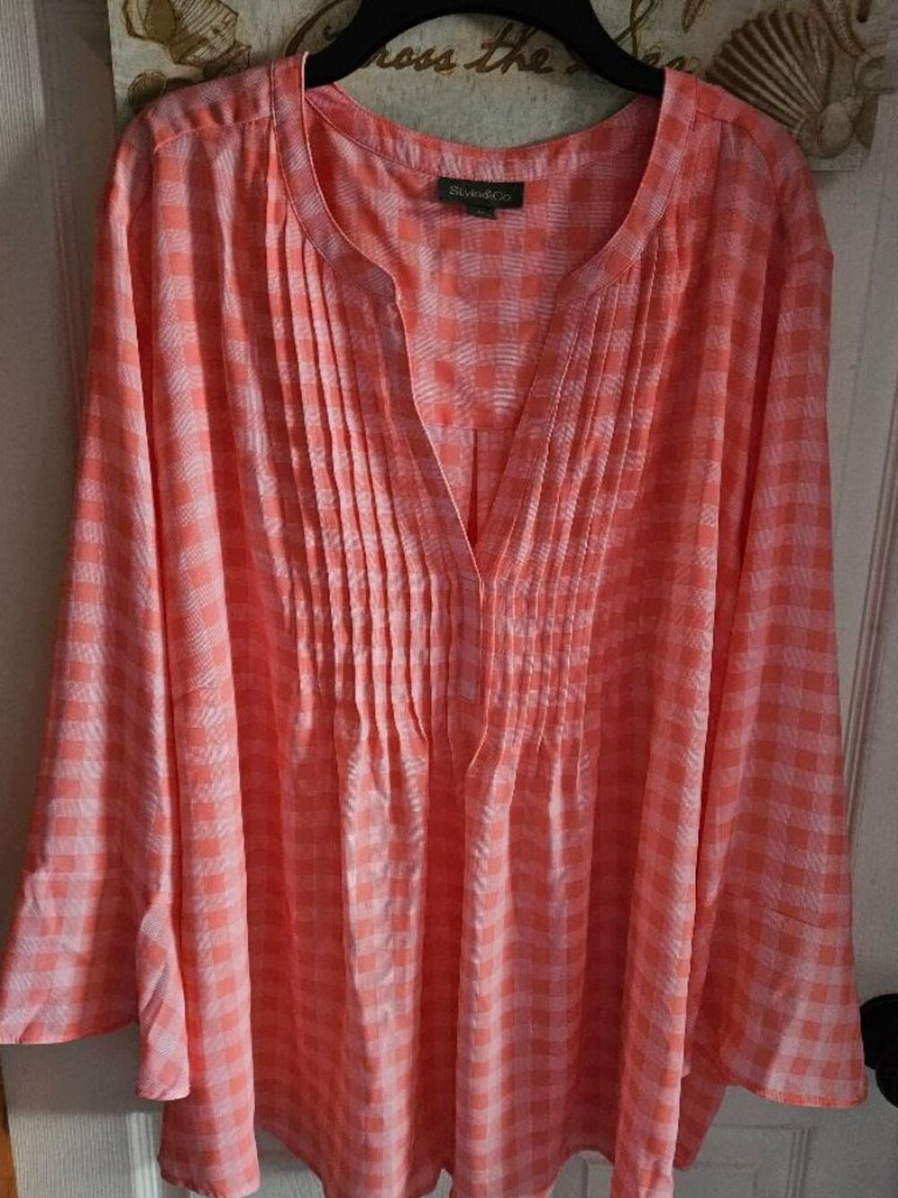 Share Macys Style & Co Gingham Pintuck Blouse Women's 4X(26/28) - Picture 1 of 8
